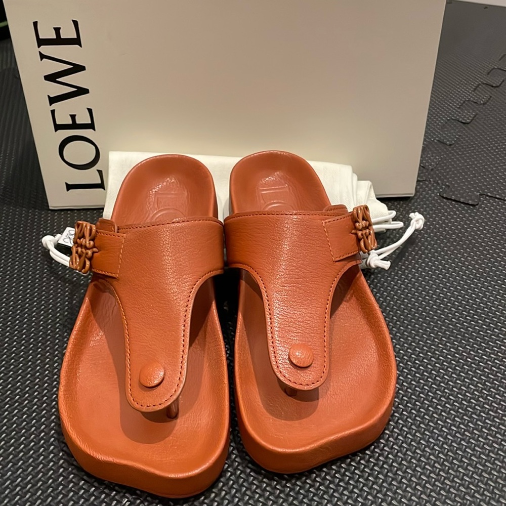 Loewe comfort sandals, Tan, size 38